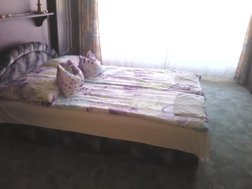Napfeny Apartment เคสเท ห้อง รูปภาพ